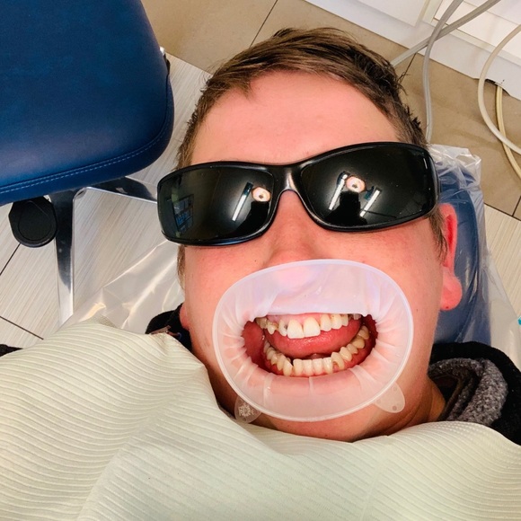 Meet your Posher, Healy - Picture 1 of 1